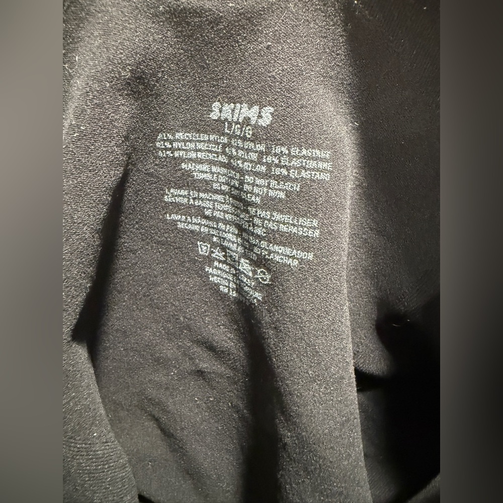 SKIMS Seamless Sculpt Thong Bodysuit Black Size Large NWOT - Picture 10 of 10